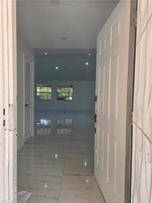 140 S Davis St Property Photo 19