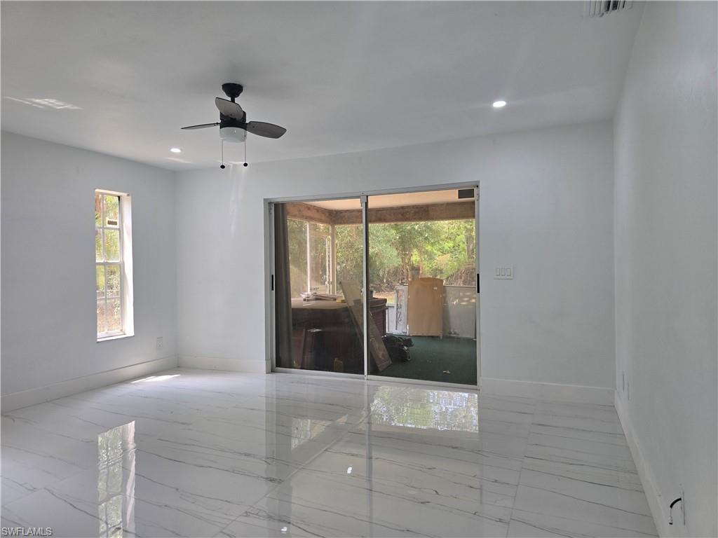 140 S Davis St Property Photo 31