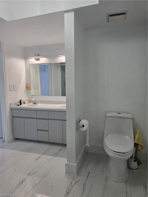 140 S Davis St Property Photo 36