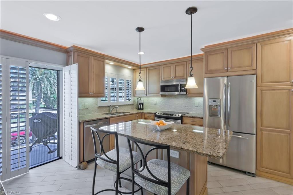 900 Huron Ct # C3 Property Photo 7