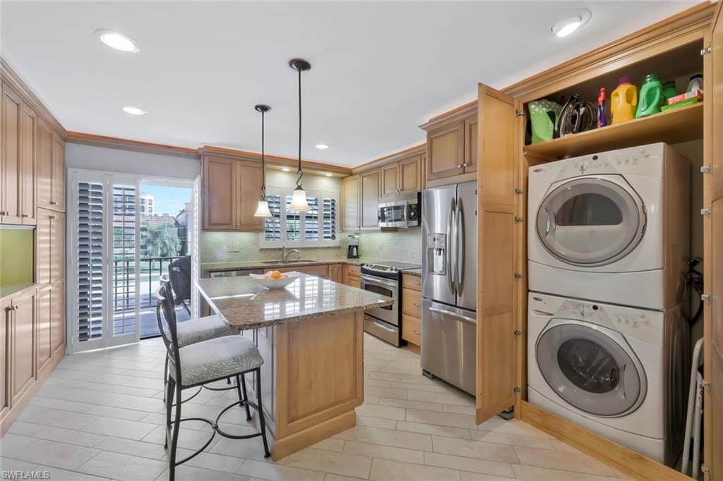 900 Huron Ct # C3 Property Photo 9