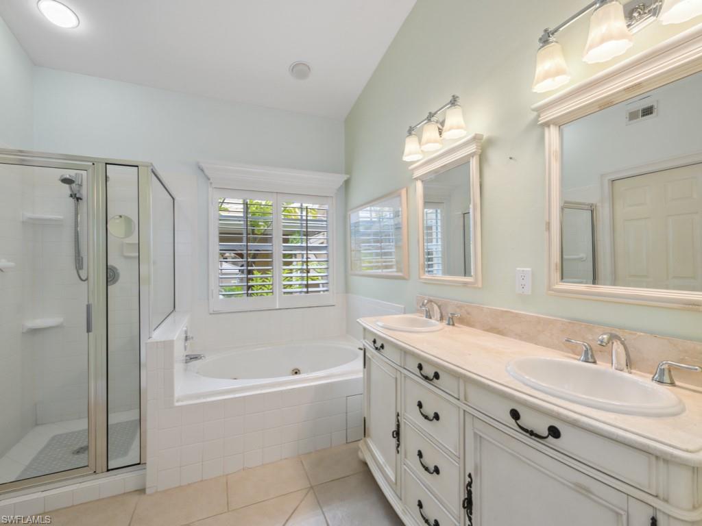 24797 Lakemont Cove Ln # 204 Property Photo 17