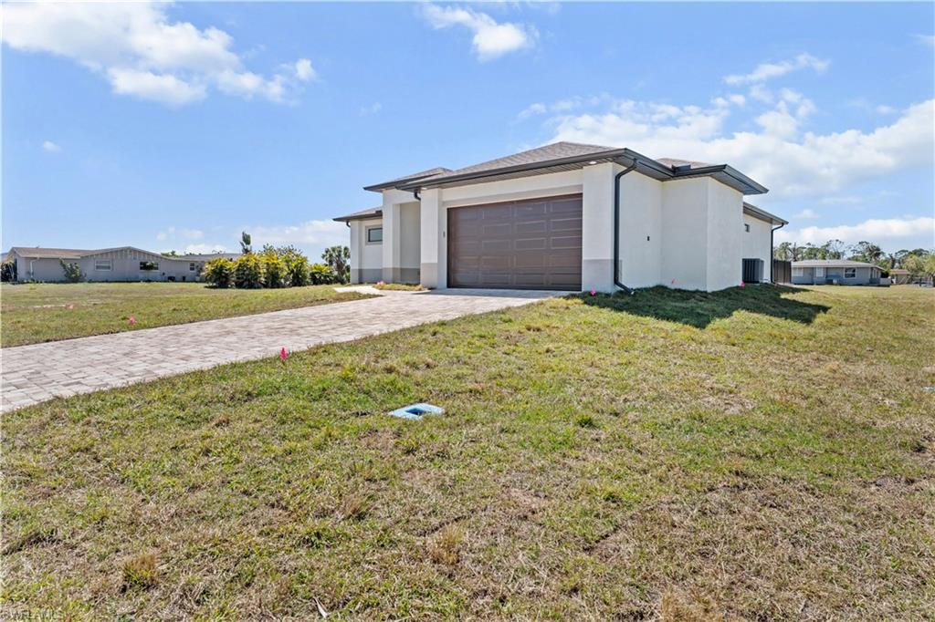 197 Rotonda Cir Property Photo 2