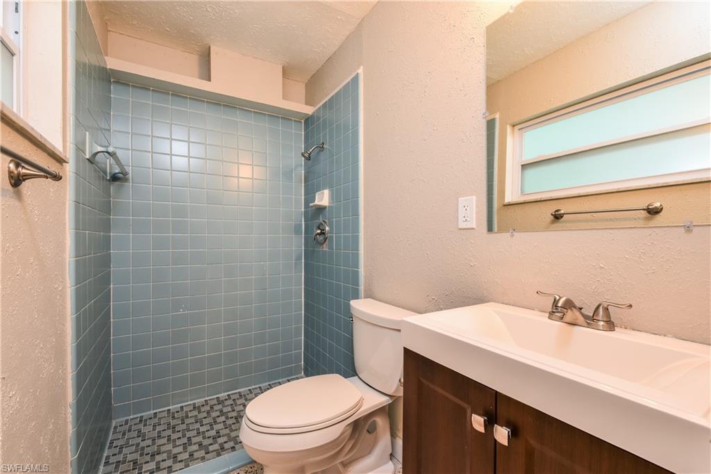 6035 Slade Rd Property Photo 12