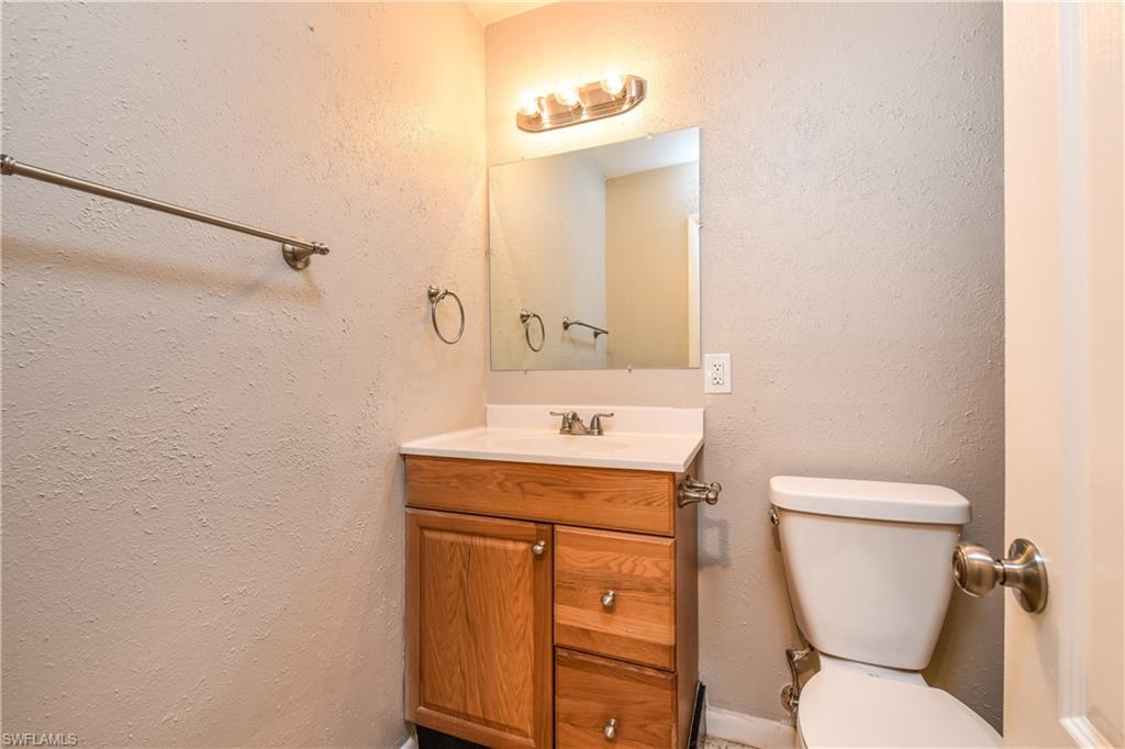 6035 Slade Rd Property Photo 15