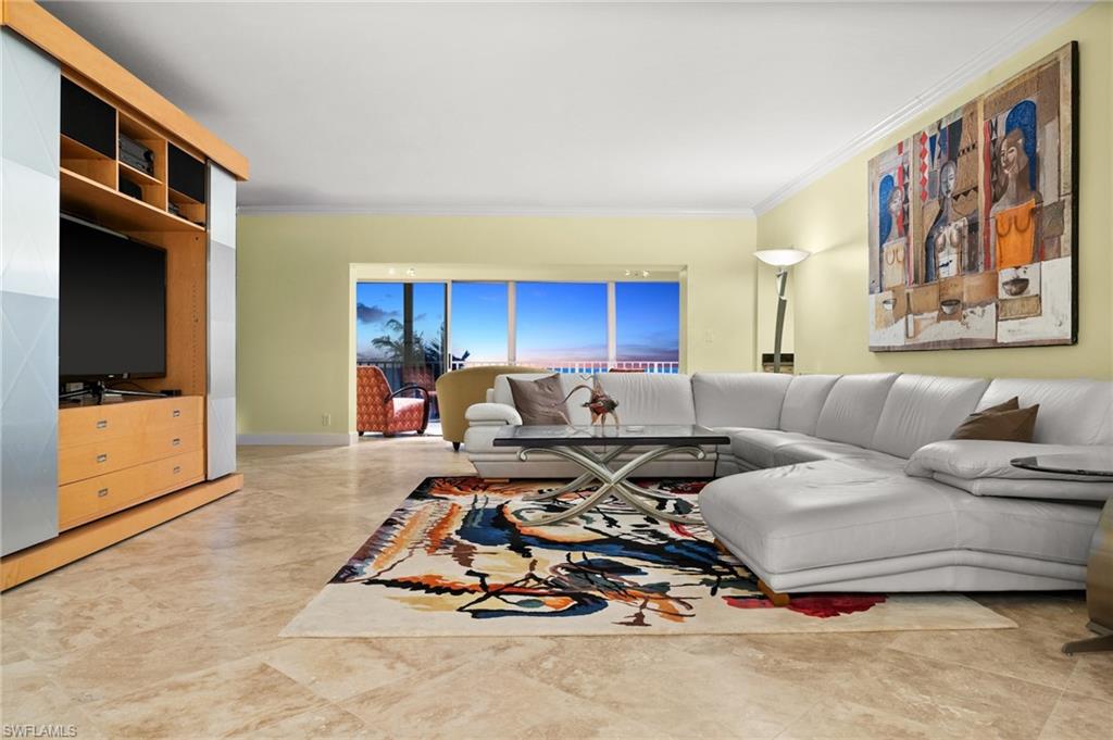 2901 Gulf Shore Blvd N Property Photo 4