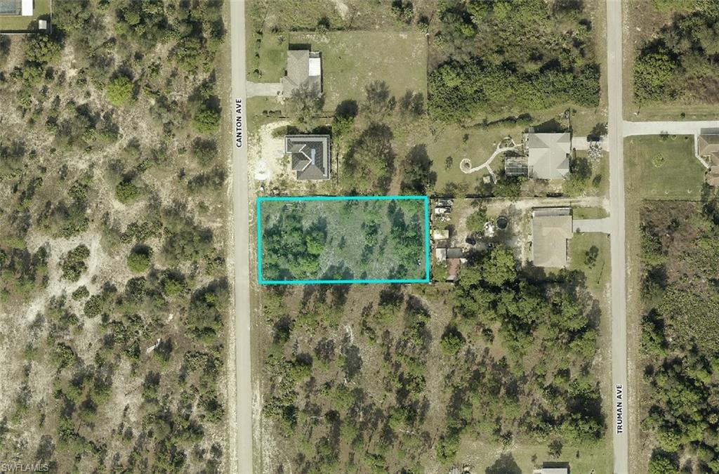 1118 Canton Ave Property Photo 1