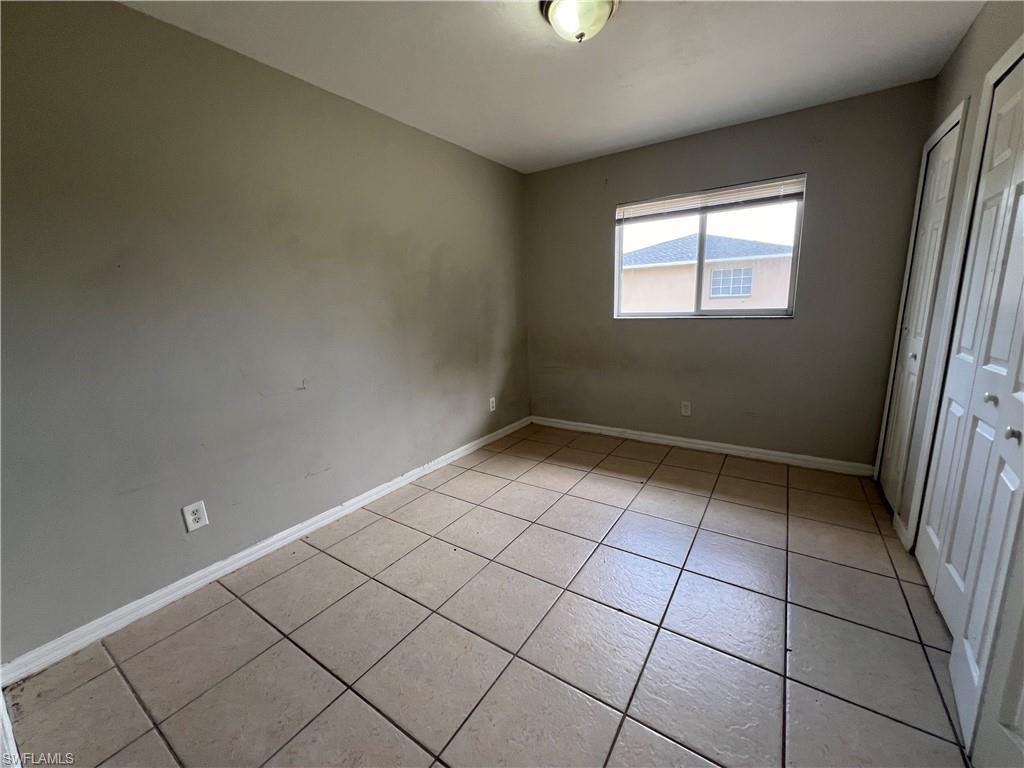4869/4871 Leonard Blvd S Property Photo 8