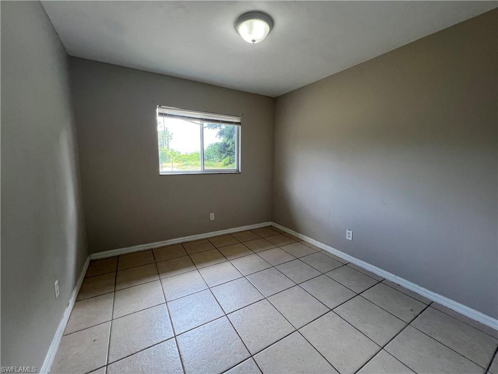 4869/4871 Leonard Blvd S Property Photo 10