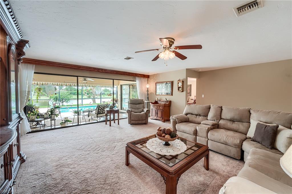 250 Torrey Pines Pt Property Photo 3