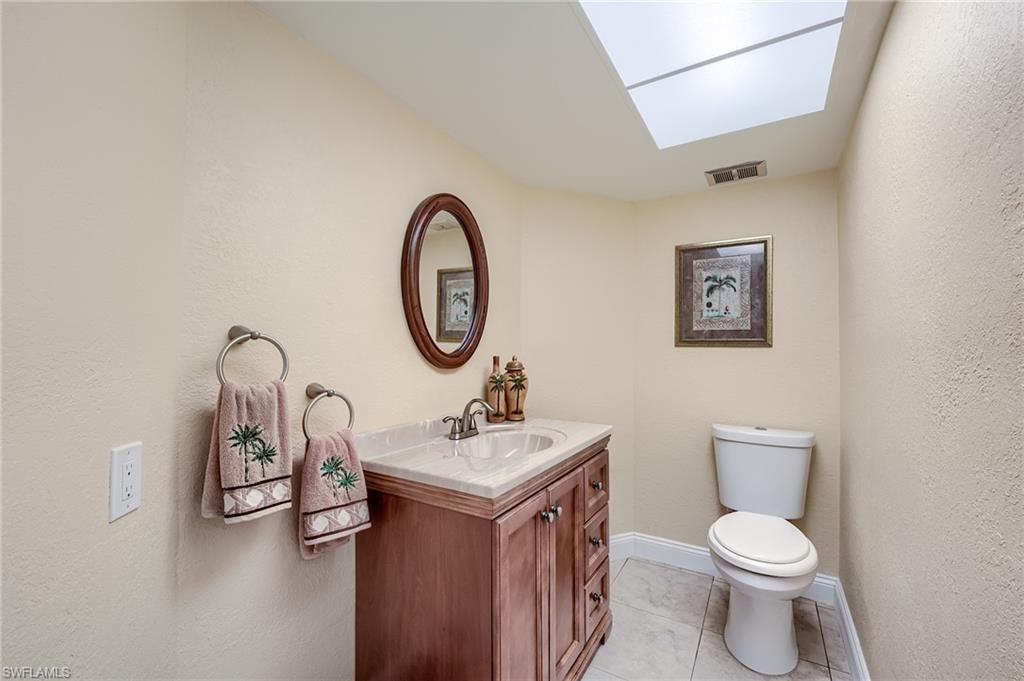 250 Torrey Pines Pt Property Photo 13