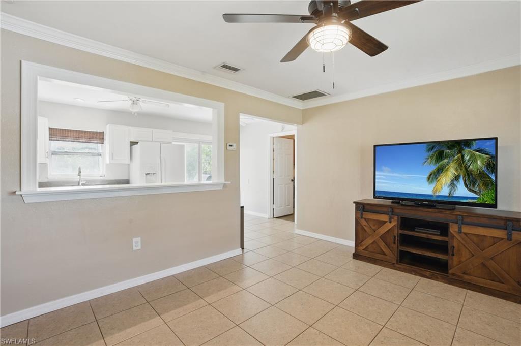 2123 W Gardenia Cir Property Photo 7