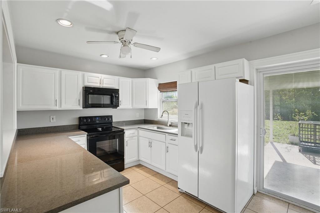2123 W Gardenia Cir Property Photo 8