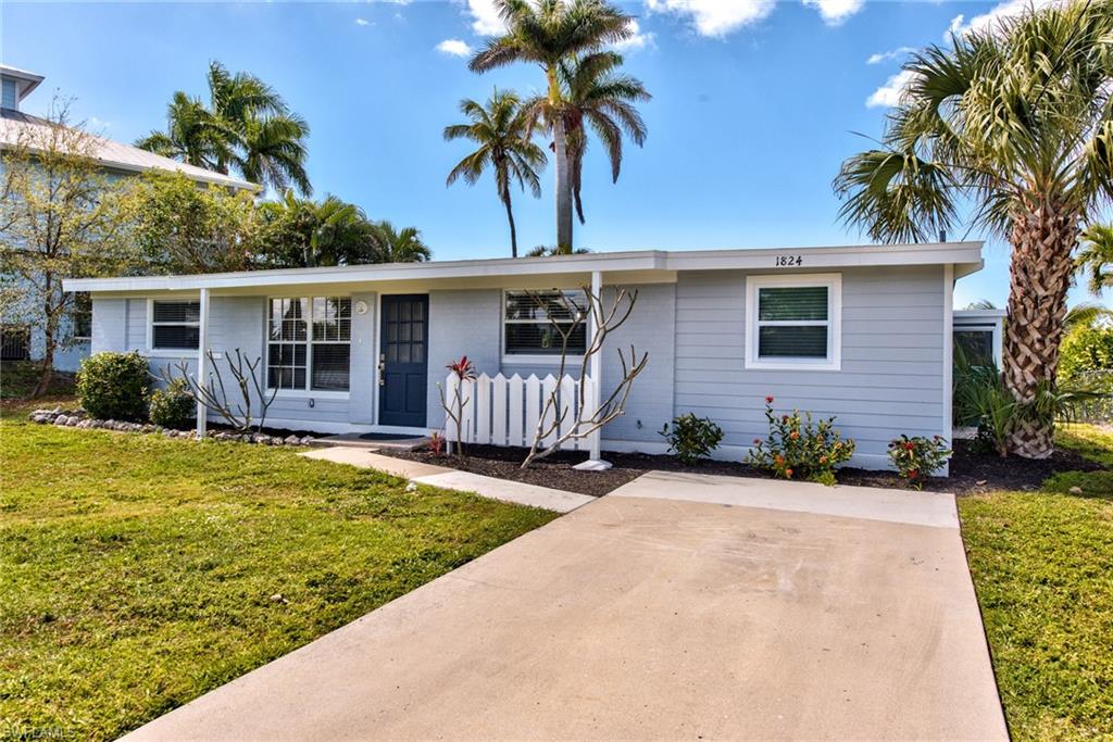 1824 Harbor Ln Property Photo 1