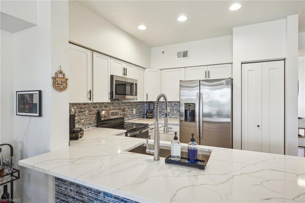 20254 Royal Villagio Ct # 203 Property Photo 7