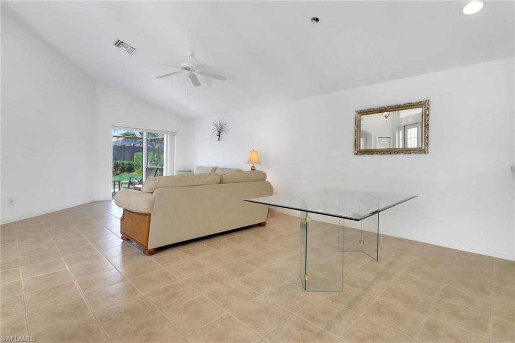 1025 Jardin Dr Property Photo 7