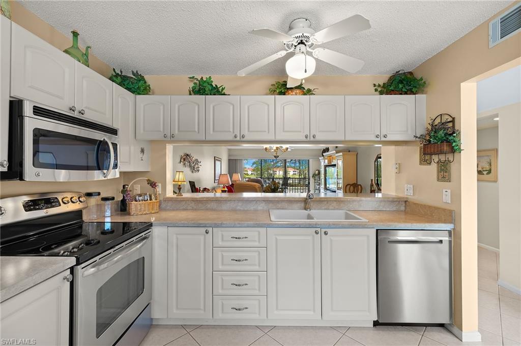 7065 Dennis Cir # F203 Property Photo 10