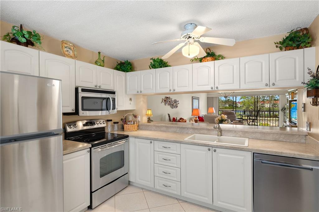 7065 Dennis Cir # F203 Property Photo 13