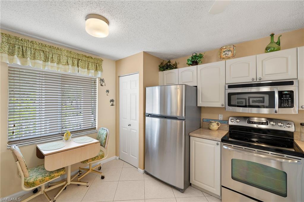 7065 Dennis Cir # F203 Property Photo 14