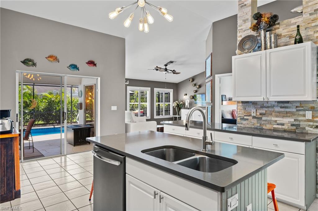 3701 Bali Ln Property Photo 4