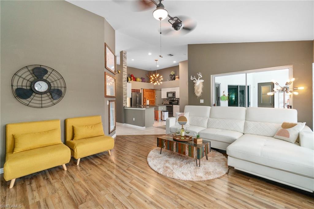 3701 Bali Ln Property Photo 5
