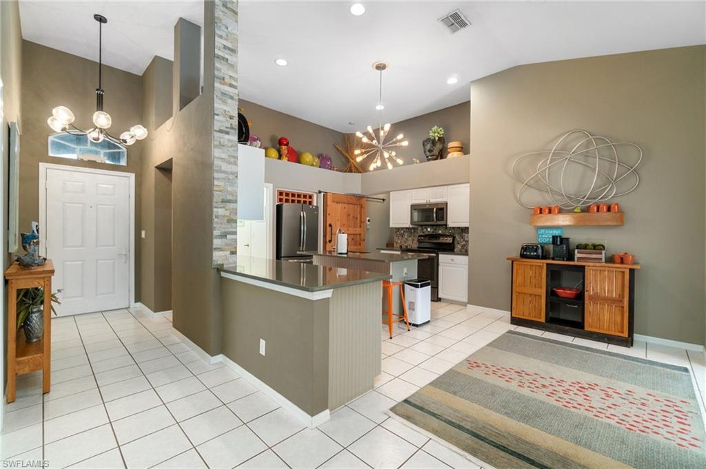 3701 Bali Ln Property Photo 10