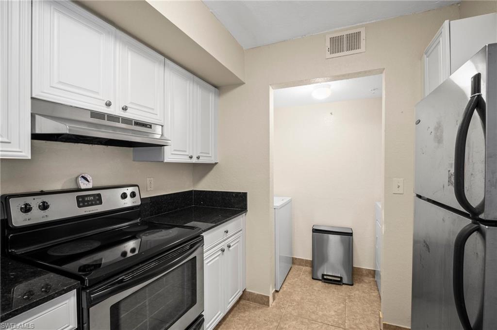 8245 Ibis Club Drive Dr # 401 Property Photo 14