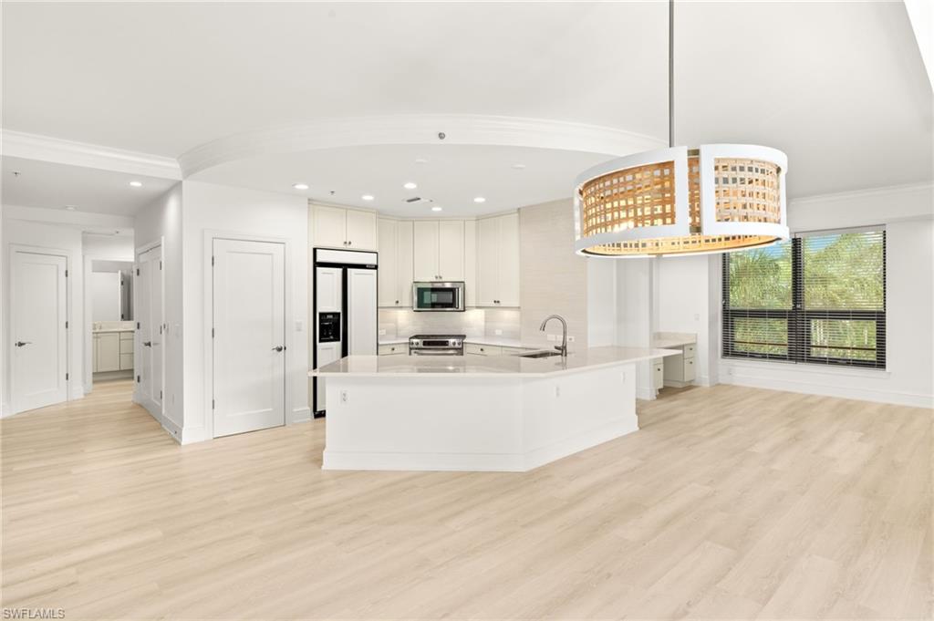 9123 Strada Pl # 7316 Property Photo 14