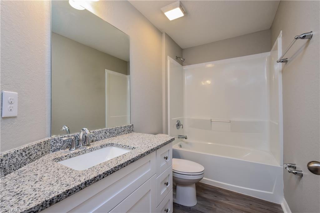 2501 Nw 28th Ter Property Photo 13