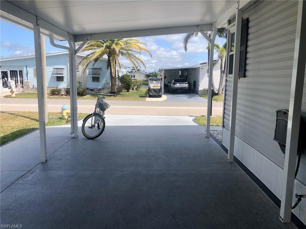 643 Schooner St Property Photo 2