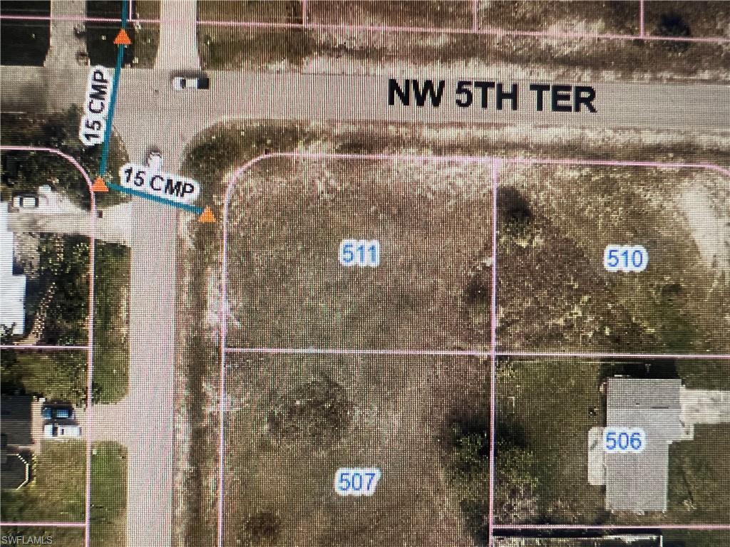 511 Nw Juanita Ct Property Photo 1