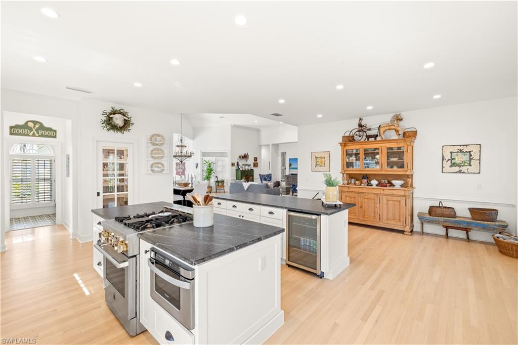 519 Kinzie Island Ct Property Photo 14