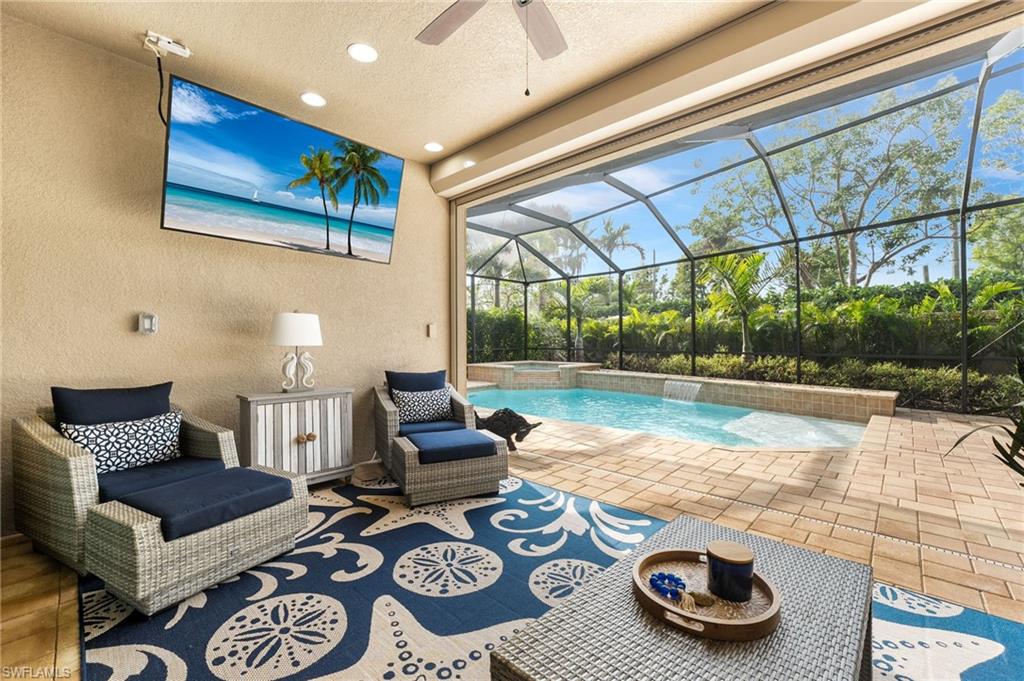 15965 Tropical Breeze Dr Property Photo 8