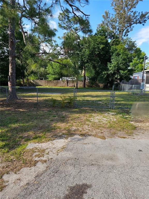 226 Capitol St Property Photo 1