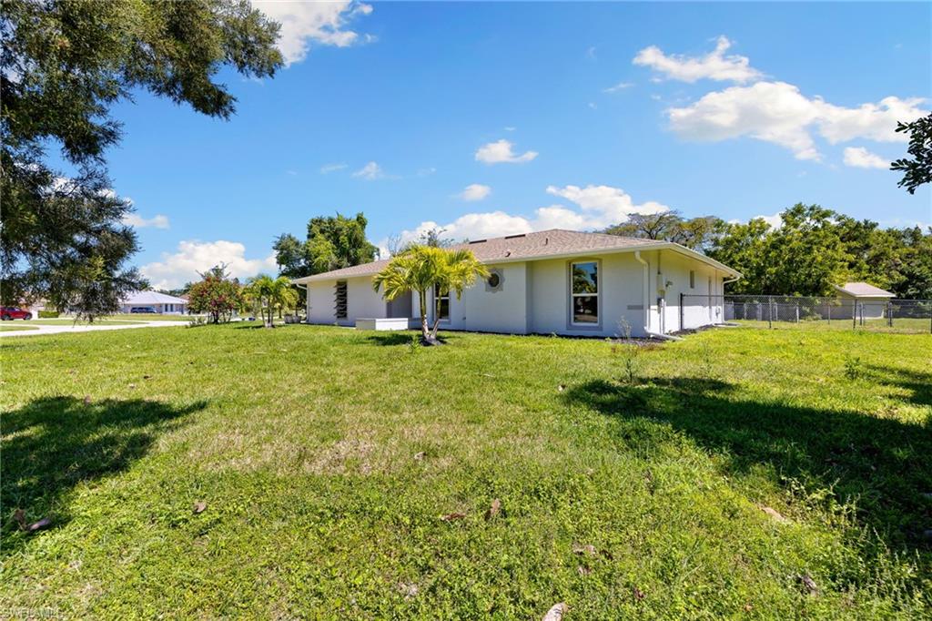 9874 Winterview Dr Property Photo 4