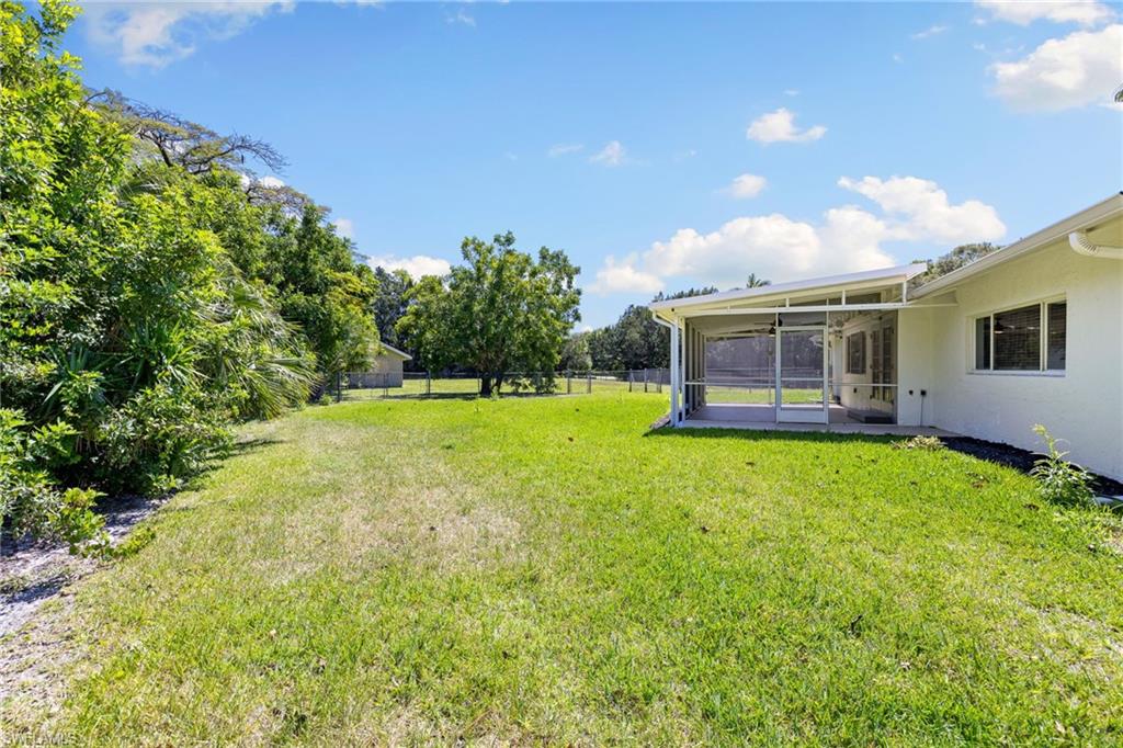 9874 Winterview Dr Property Photo 39
