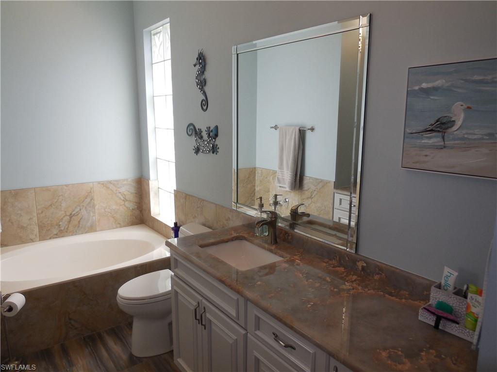 5267 Hawkesbury Way Property Photo 15