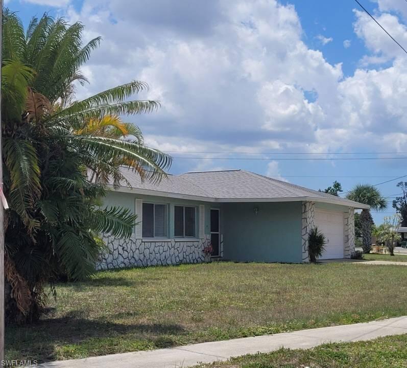 847 Hydrangea Dr Property Photo 3