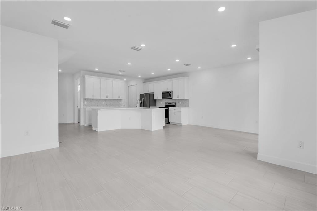 4259 Sonoma Oaks Cir Property Photo 3