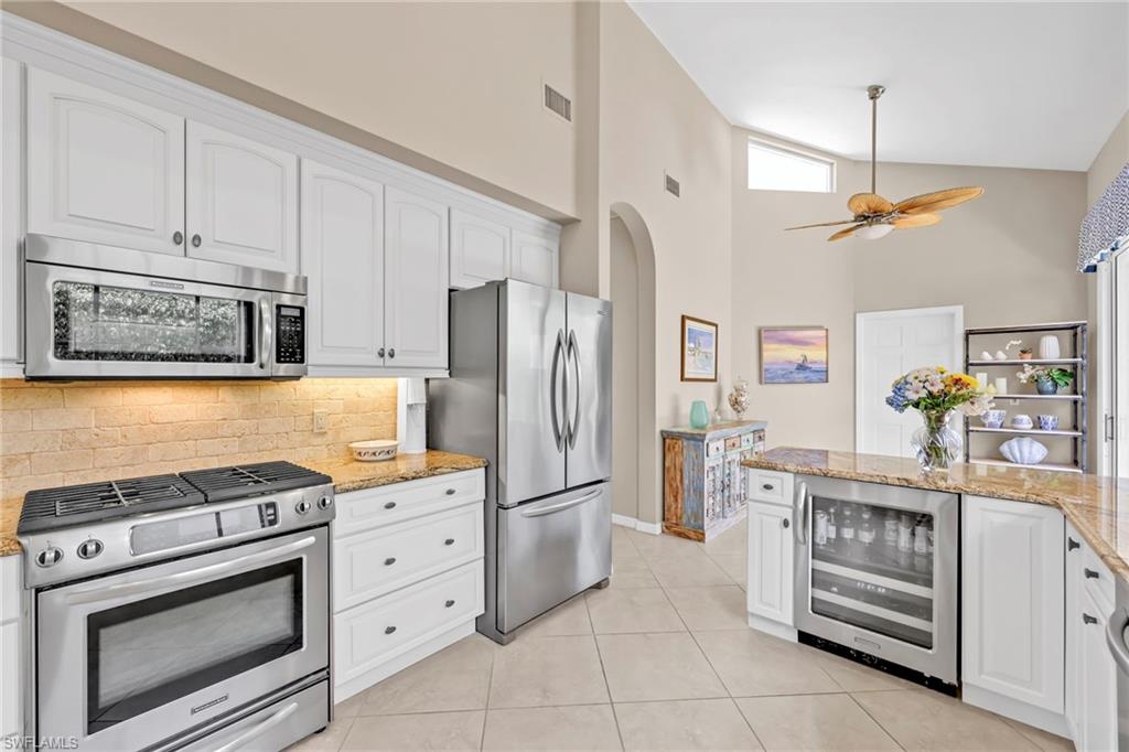 172 Via Napoli Property Photo 7
