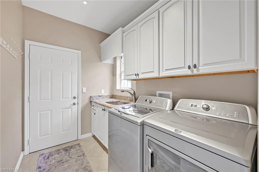 172 Via Napoli Property Photo 25