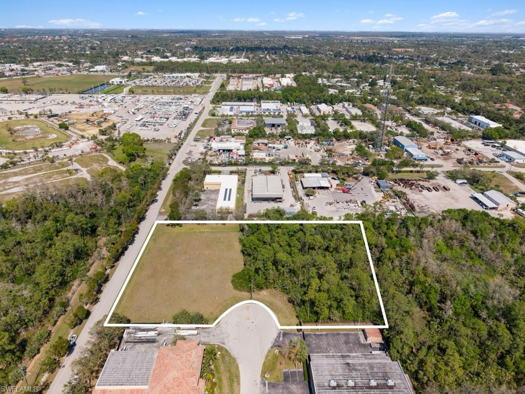 28401 Race Track Rd Property Photo 2