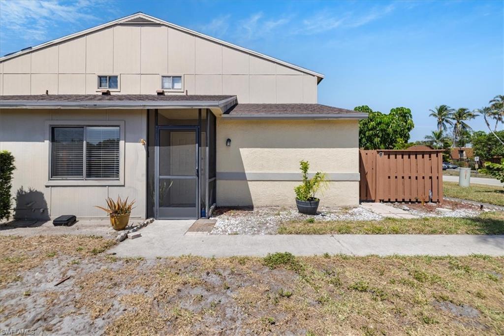 5276 Cedarbend Dr # 3 Property Photo