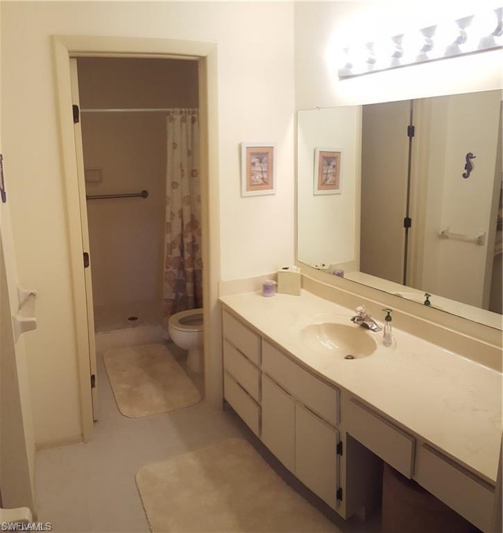 15448 Admiralty Cir # 10 Property Photo 21