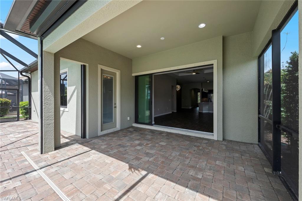 20127 Corkscrew Shores Blvd Property Photo 7