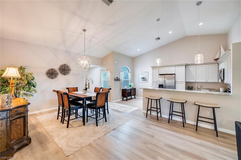 6810 Huntington Lakes Cir # 202 Property Photo 17
