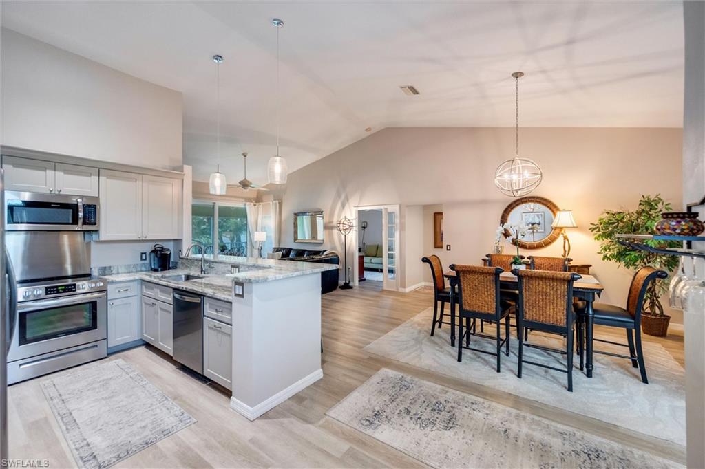 6810 Huntington Lakes Cir # 202 Property Photo 19
