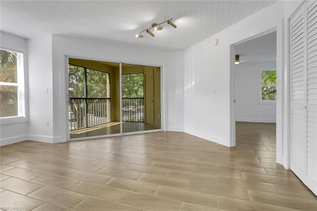 8940 Colonnades Ct E # 721 Property Photo 8