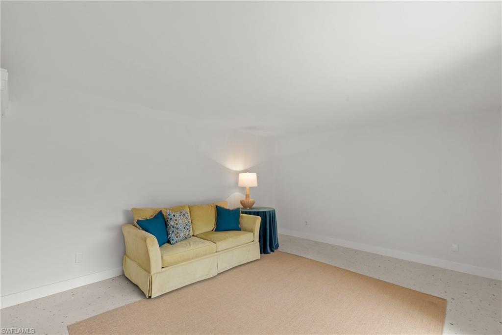 1454 Park Shore Cir # 2 Property Photo 12