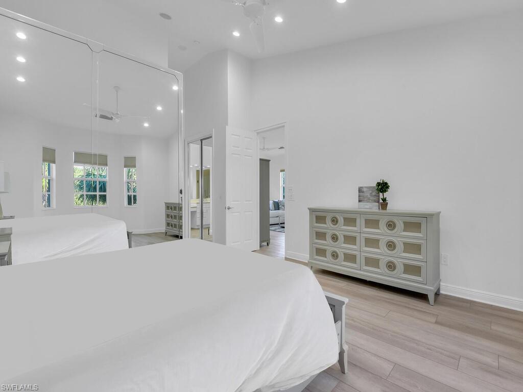 10500 Marino Pointe Dr # 703 Property Photo 18